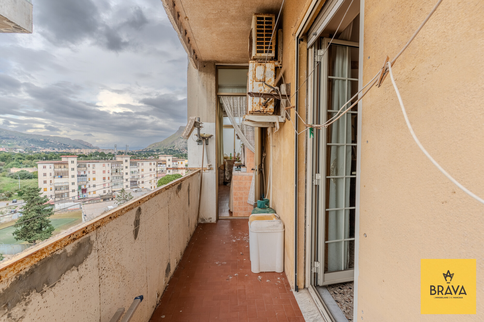 L.A.C. Via Luigi Enaudi 89-41