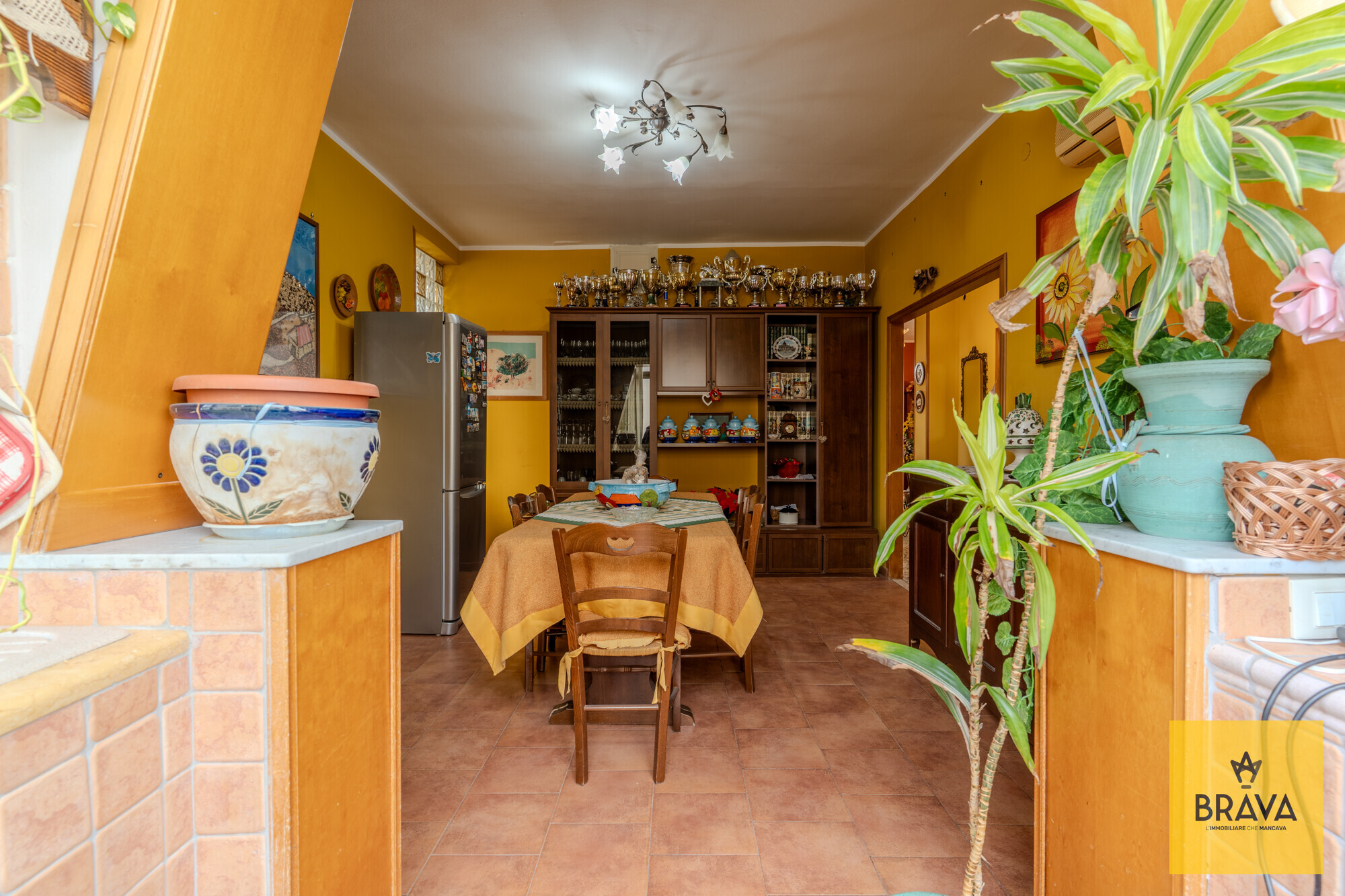 L.A.C. Via Luigi Enaudi 89-37