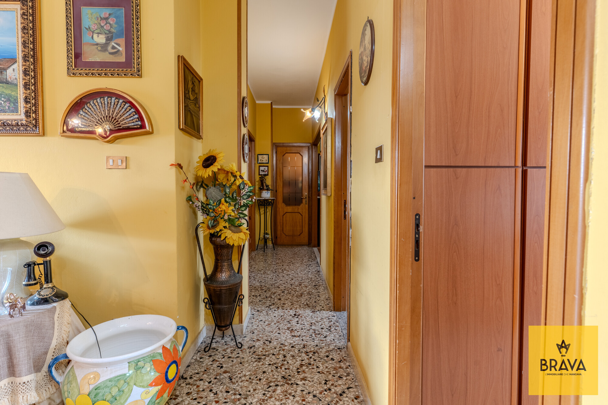 L.A.C. Via Luigi Enaudi 89-24