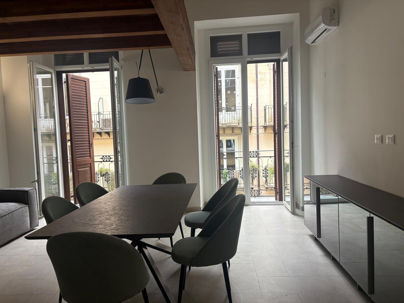 797f0dd6-b2d0-4057-b6e9-ad83cbdda35a