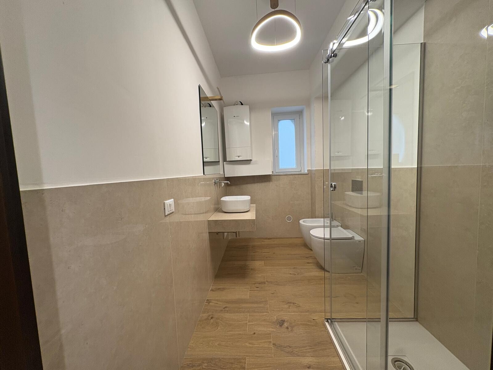 e7600117-eb98-4166-833b-538920af06eb