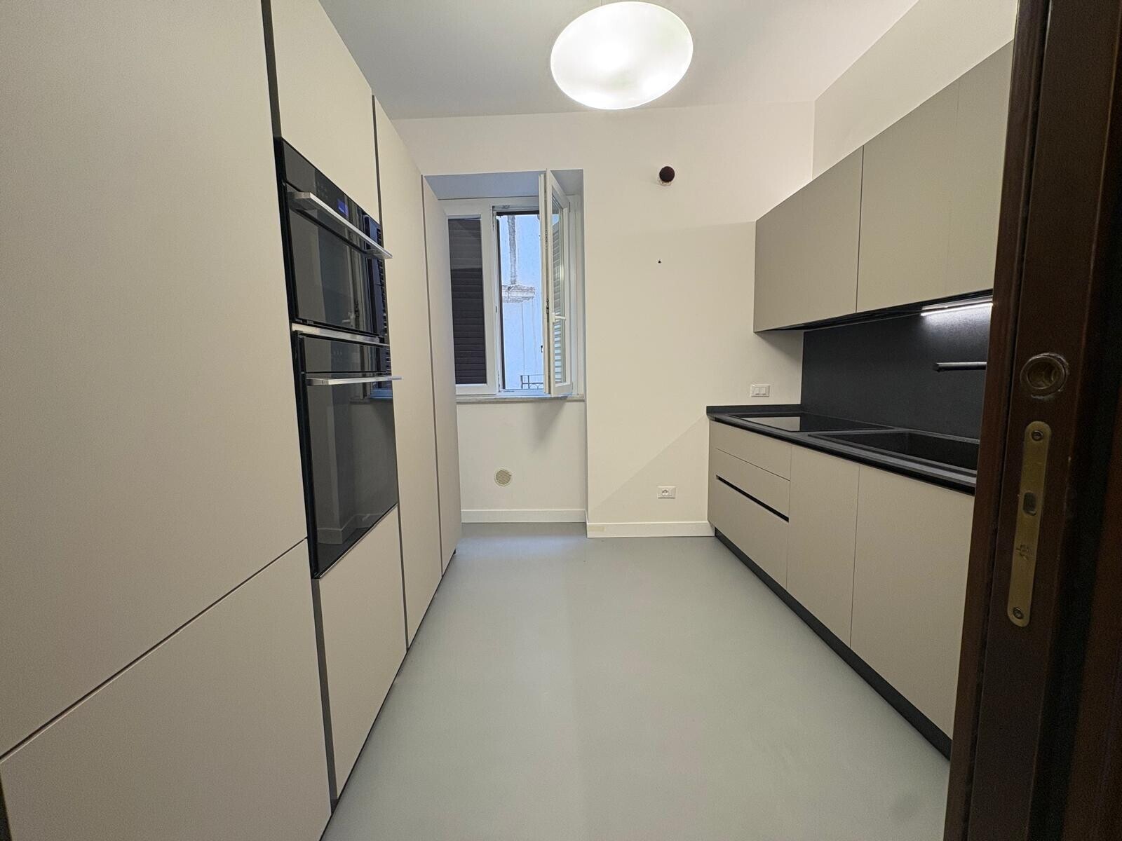 dcce04ae-c1a7-436f-9216-86b669b71565