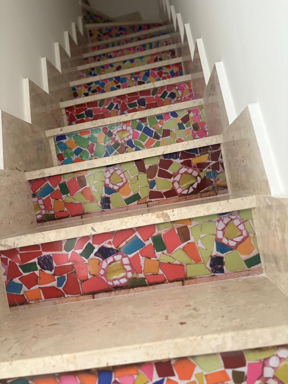 100b2d7b-6c65-4c6d-a4e4-cefbec7baef3