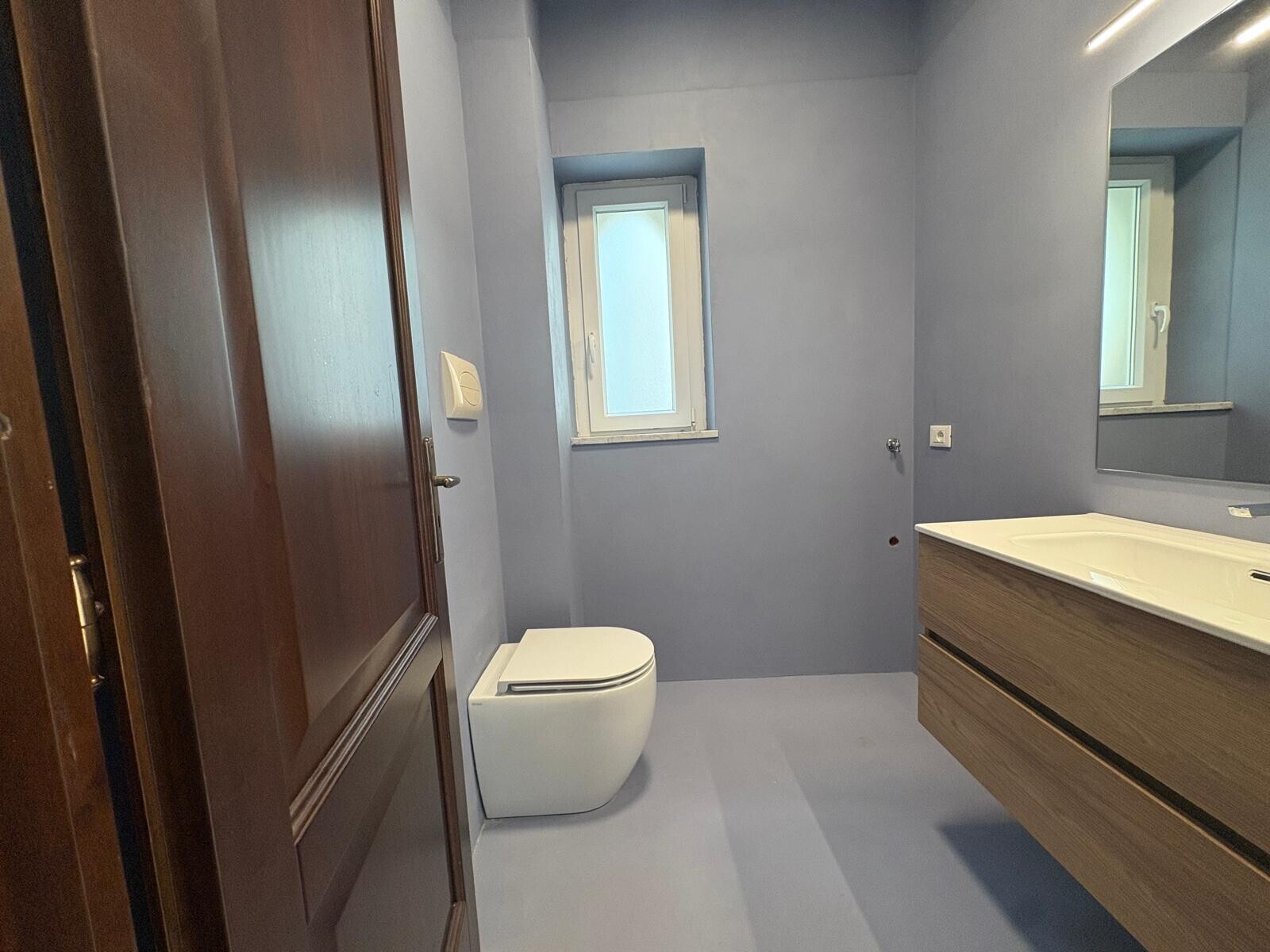 4a443b7a-fb99-4422-84d1-48633773d5c6