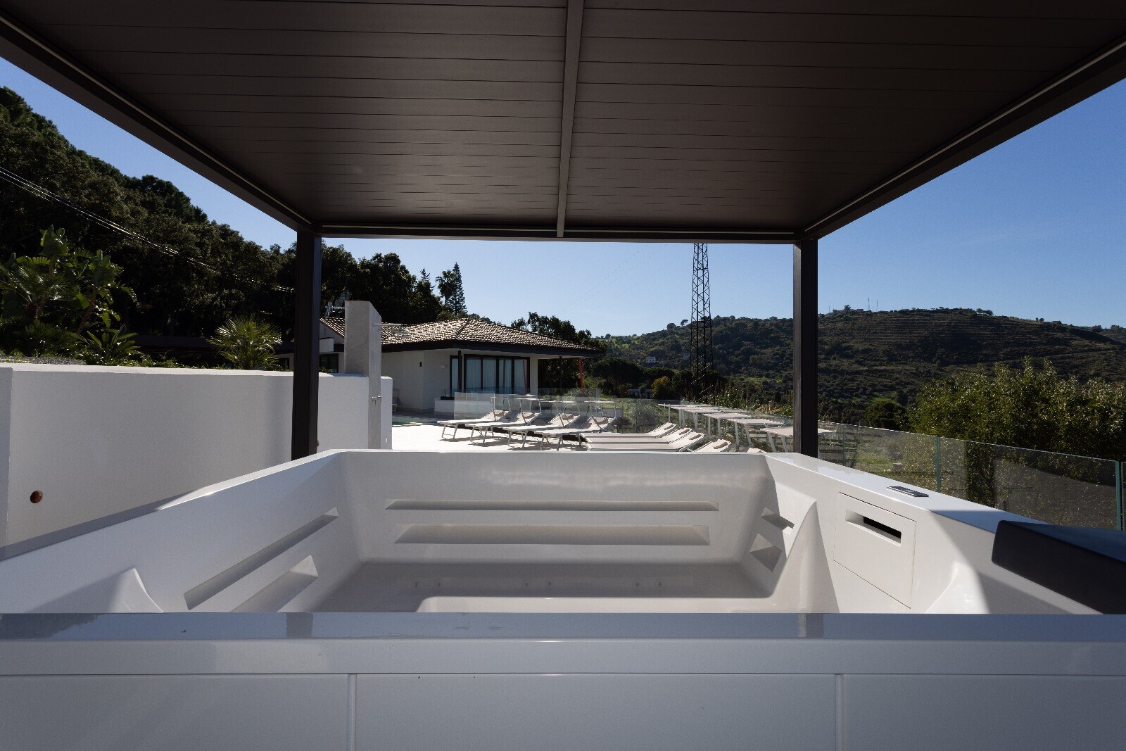 7948d757-115d-4c95-8bad-9fcd6f548833