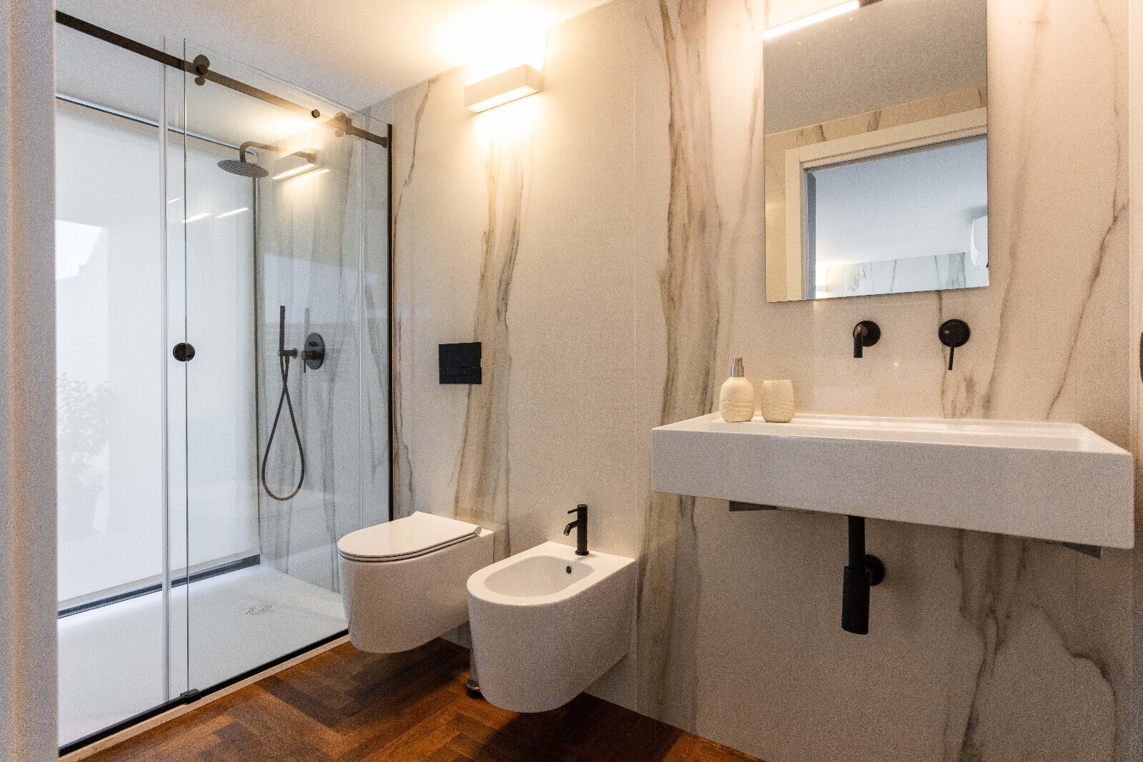 68e859eb-3b97-4654-8919-c51b05be0246