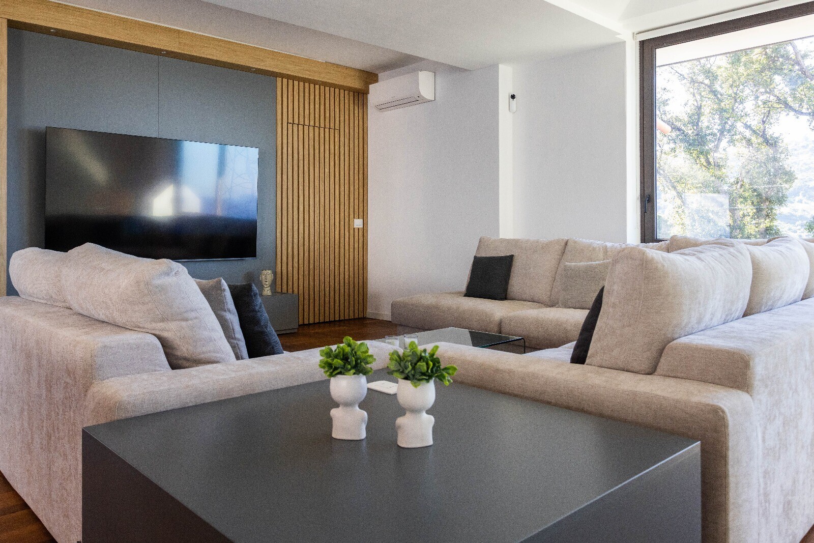 45921358-3c70-4485-b5e8-de654df9a23b