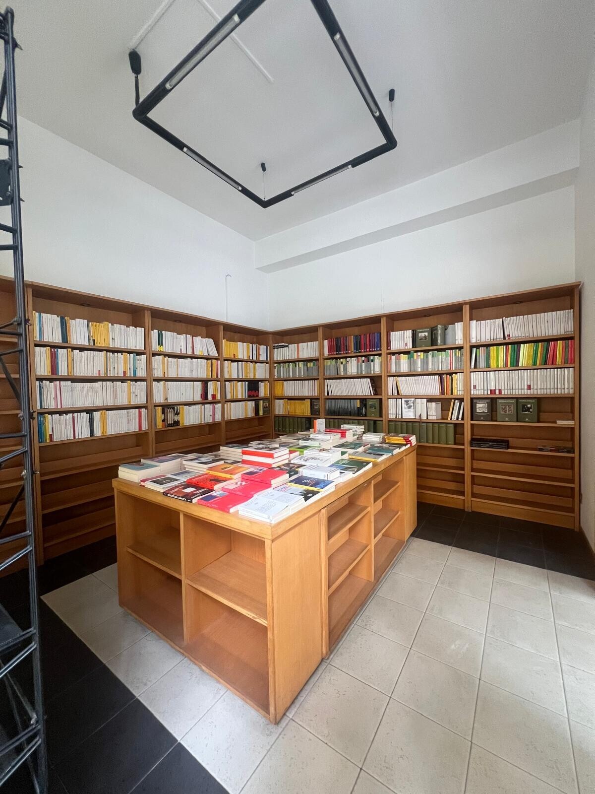 WhatsApp Image 2025-12-12 at 09.33.28 (13)