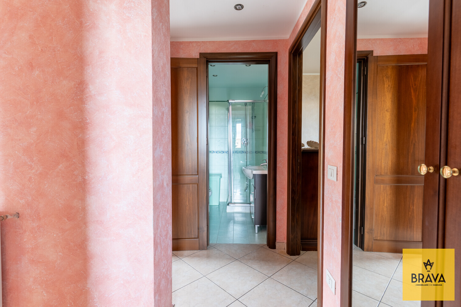 A.L.C. Viale Regione Siciliana Sud Est 2074-32