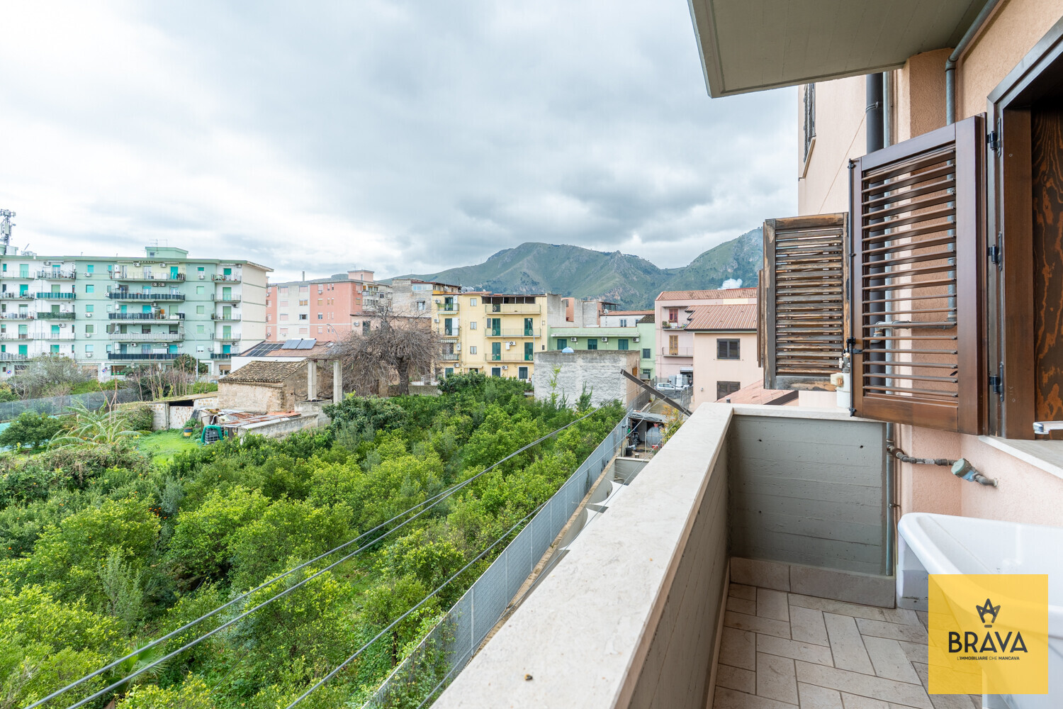 A.L.C. Viale Regione Siciliana Sud Est 2074-8