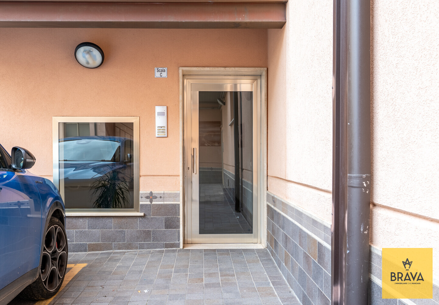 A.L.C. Viale Regione Siciliana Sud Est 2074-42