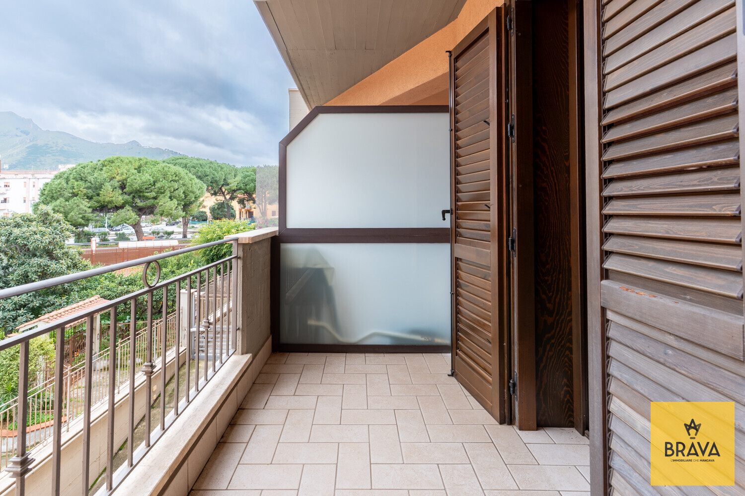 A.L.C. Viale Regione Siciliana Sud Est 2074-28