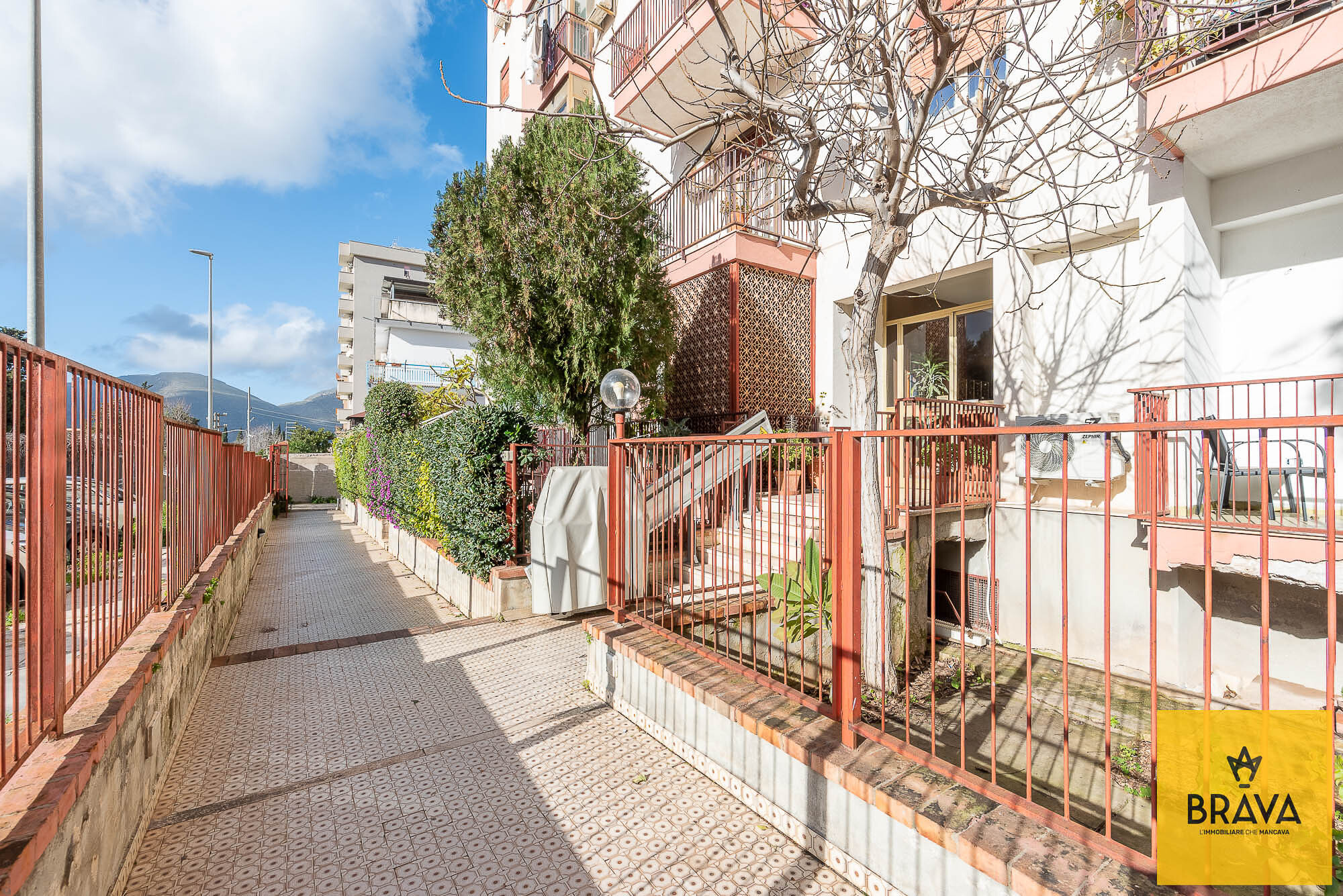 MAB 2026 - via de stefano 7 BRLOGO-3