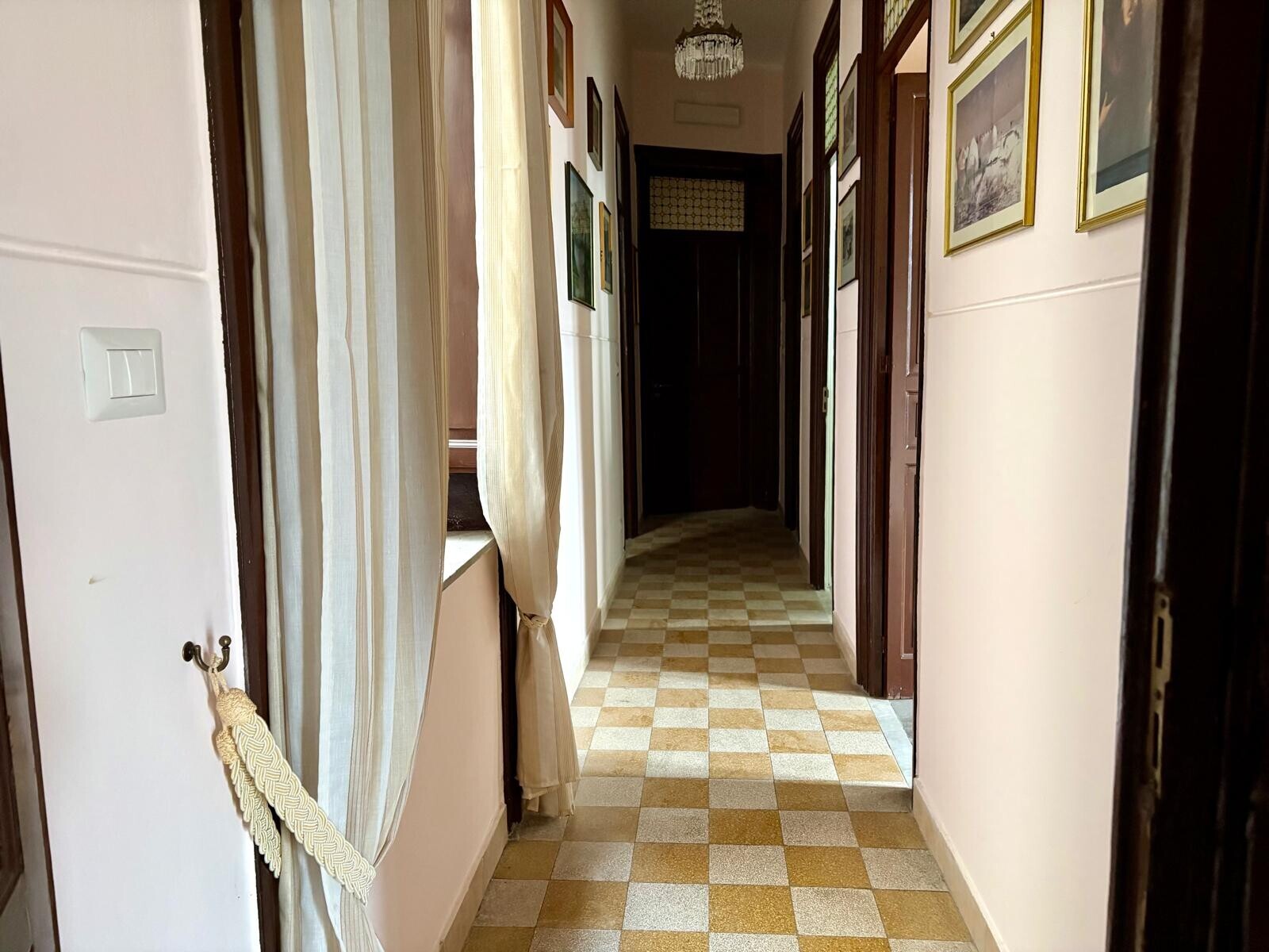 e6ce5d9a-8bc4-4600-9fcb-b8c34672a3cf