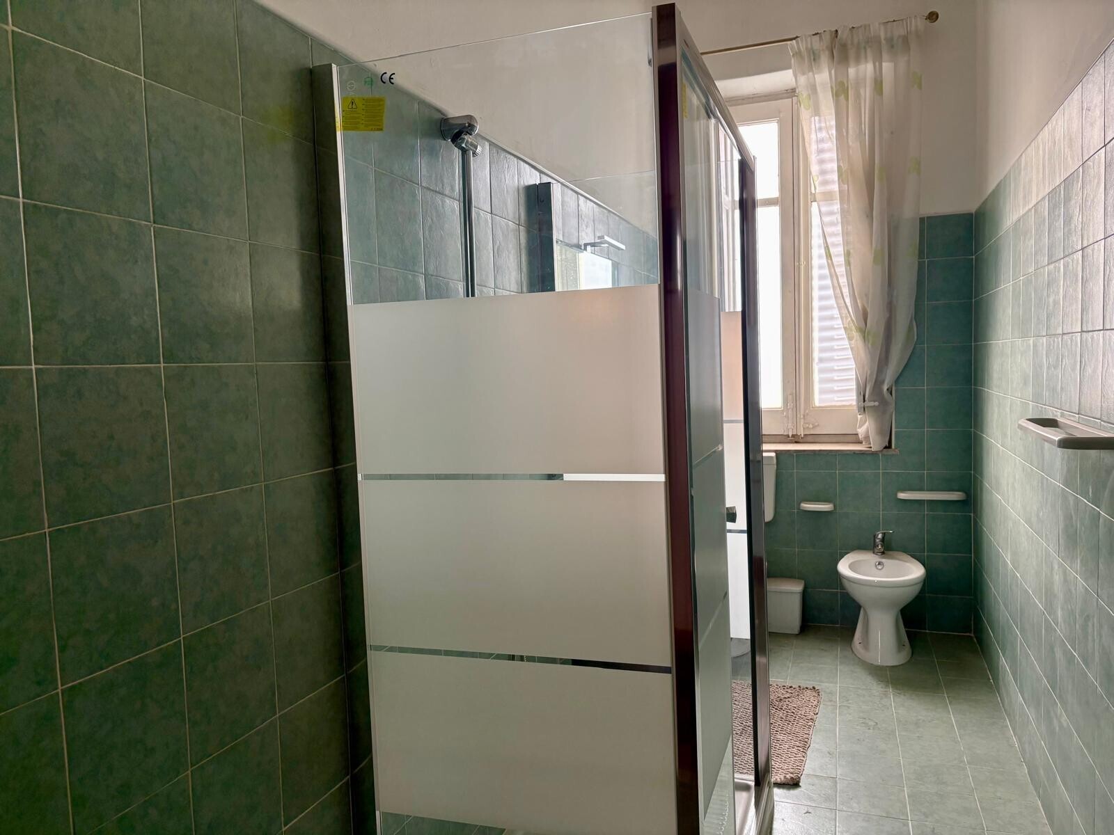 1bb66df9-d059-41ea-9810-77a4642753f6