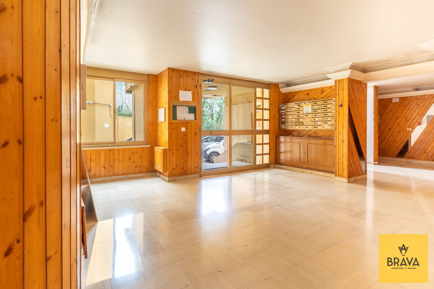 A.L.C. Via Imperatore Federico 106-19