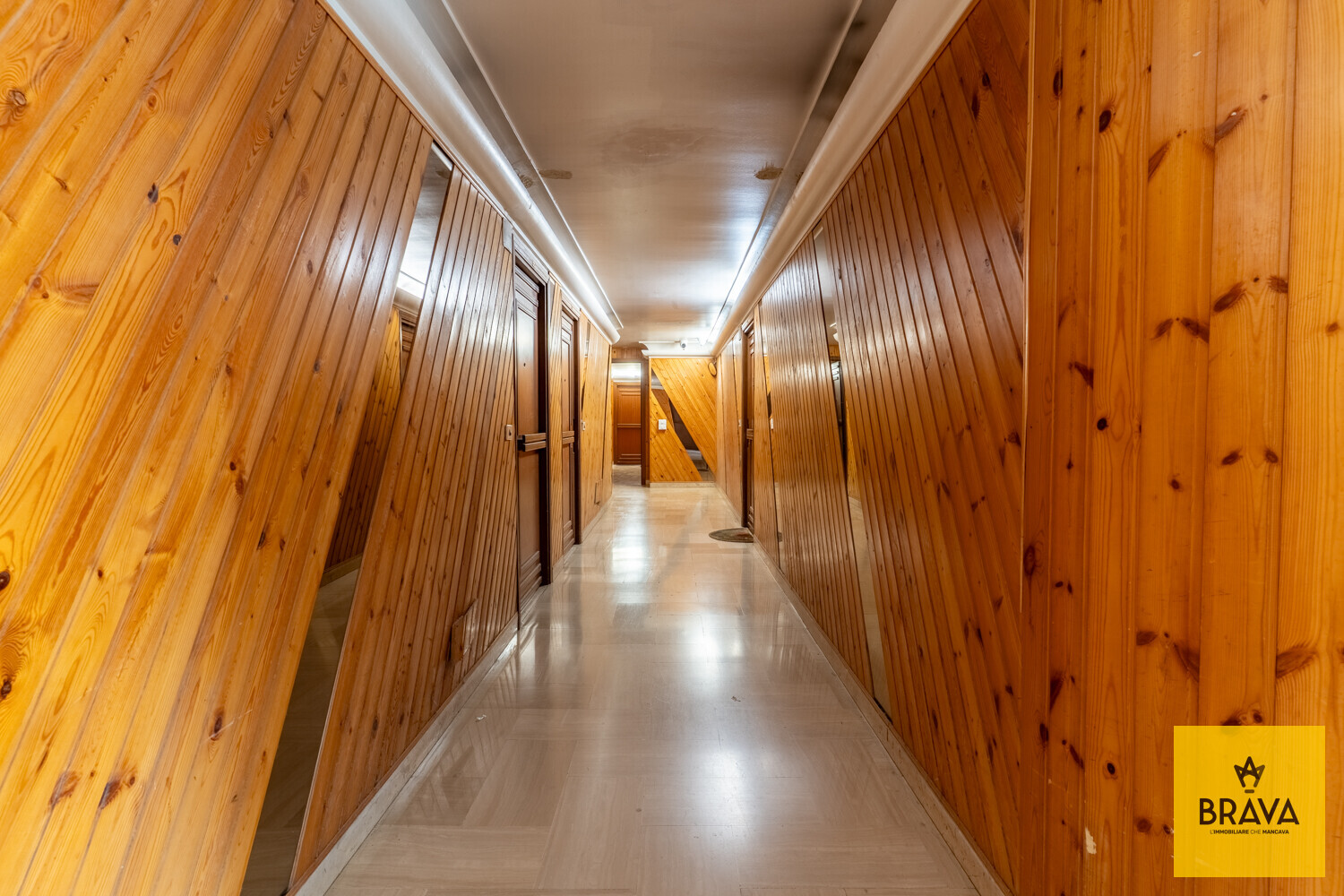 A.L.C. Via Imperatore Federico 106-17