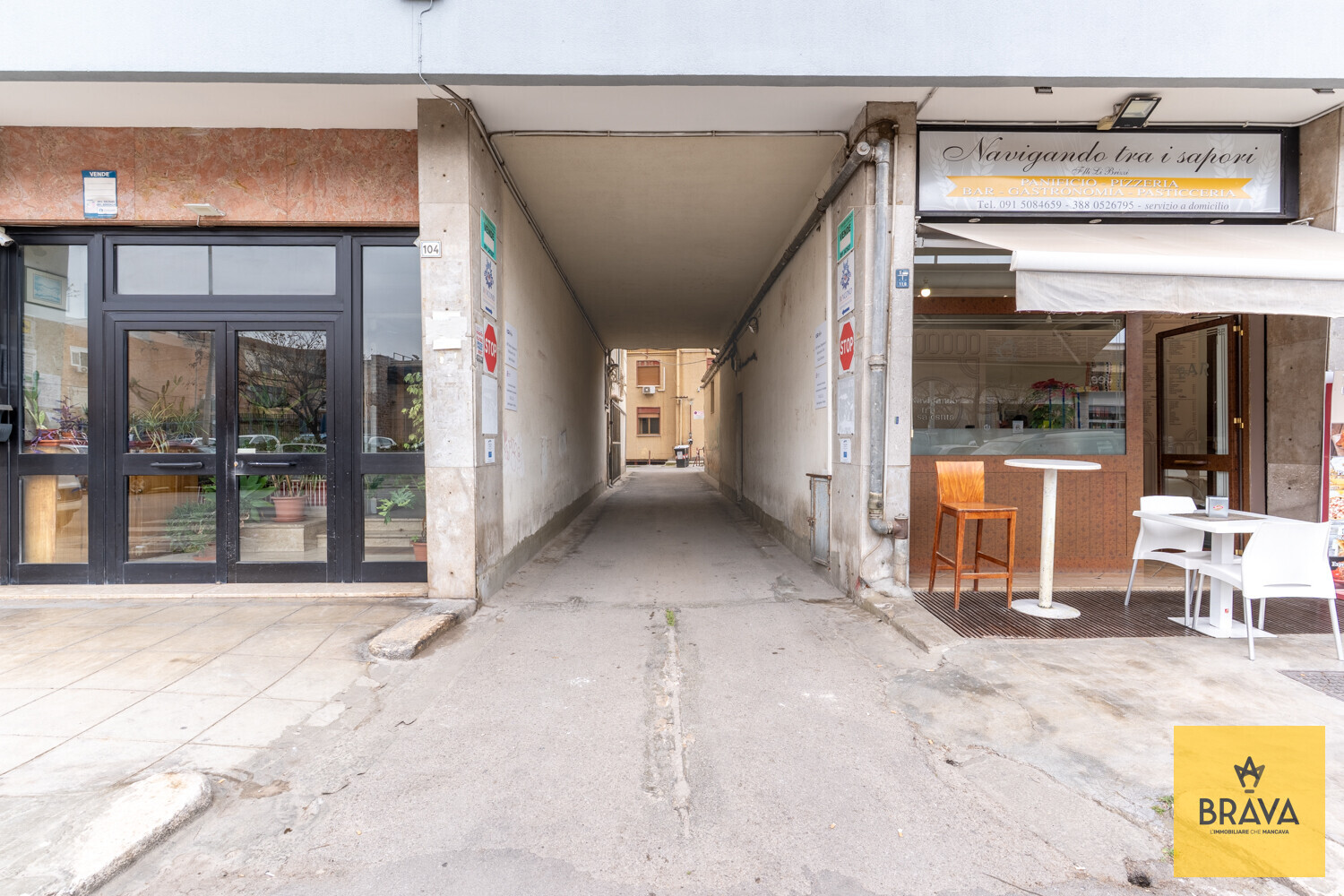 A.L.C. Via Imperatore Federico 106-30