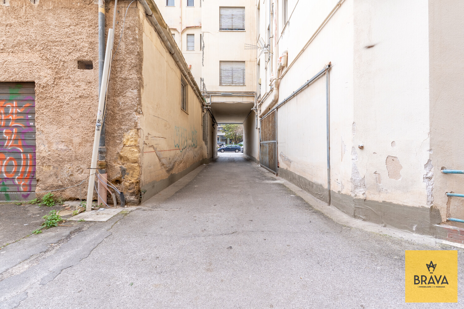 A.L.C. Via Imperatore Federico 106-26