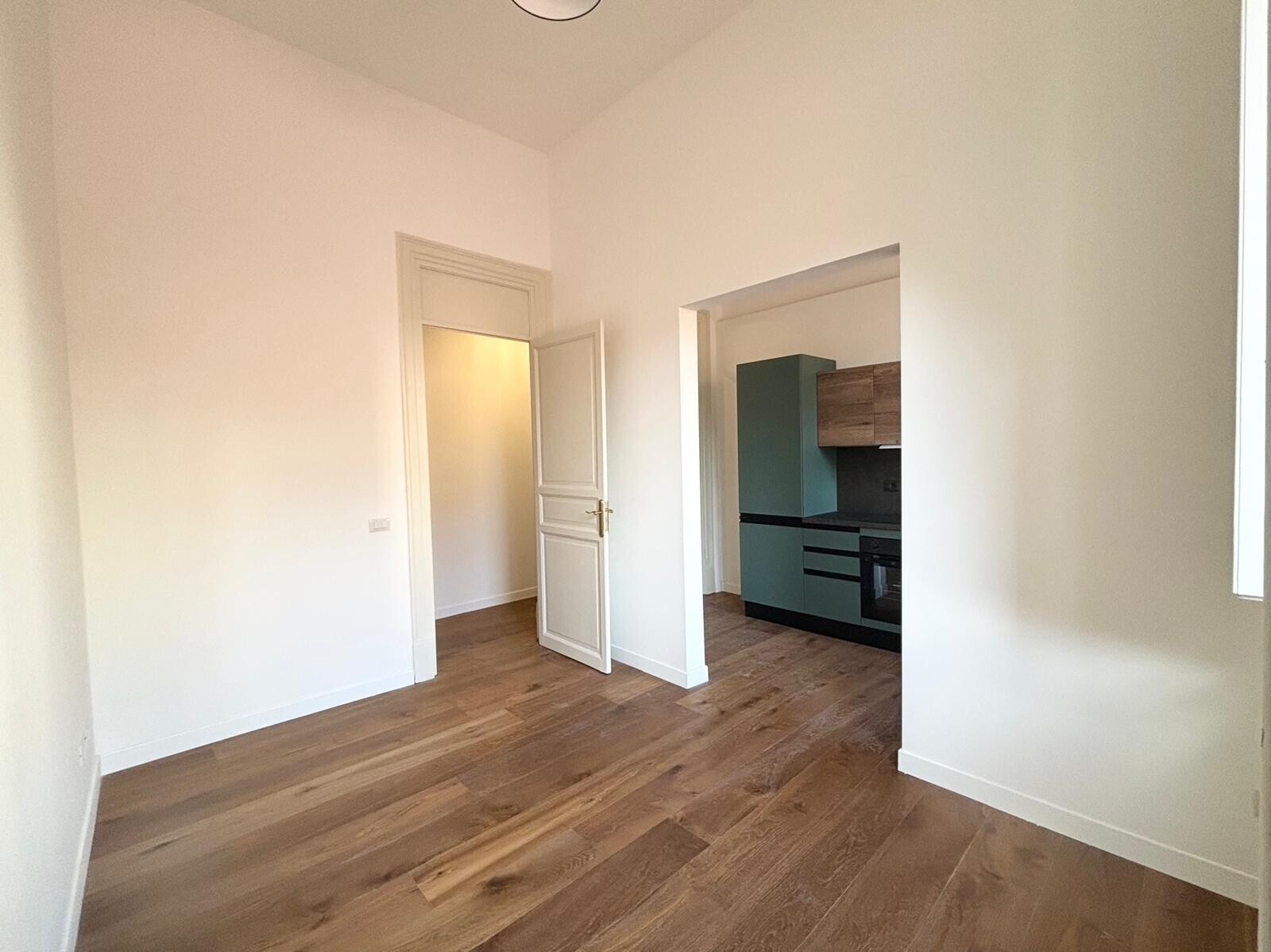 eaac9afe-659f-4d8e-9c2c-e841318f30d2