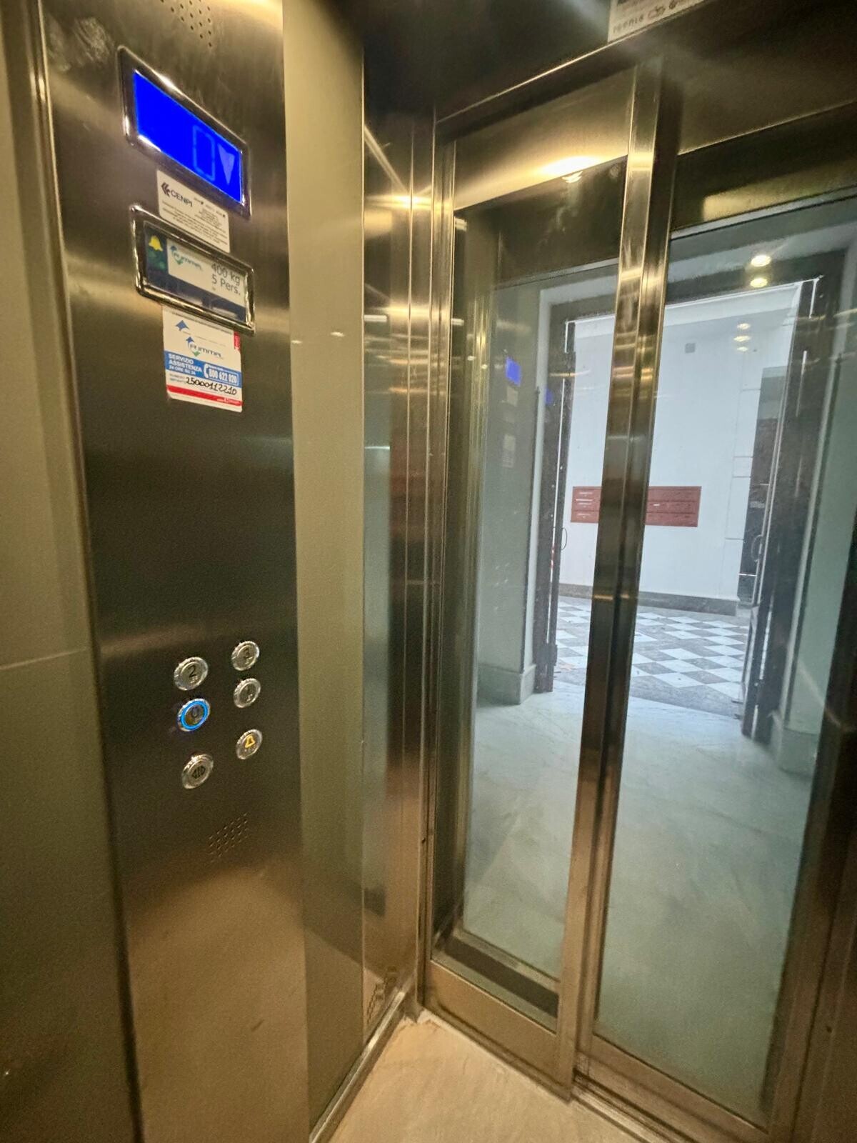 8e894979-f184-4d24-ab9f-60d412837604