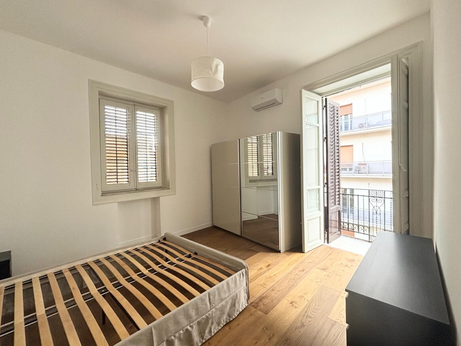 a00fc2b0-b7d2-49ba-85af-bc1521046fb9