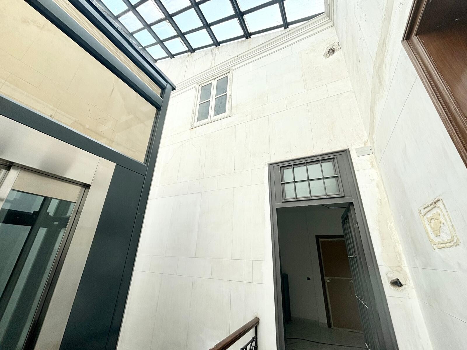 23e12274-f916-4fcb-bec4-fc49ac17ee18