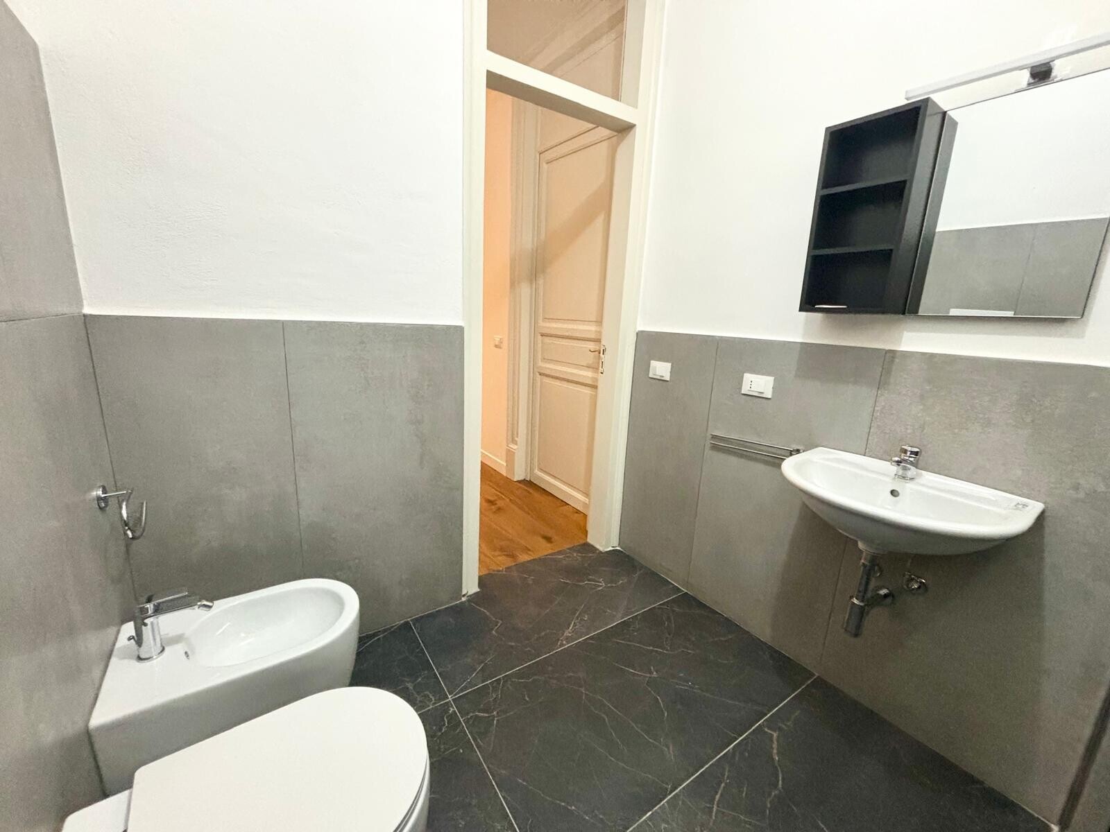 01494226-e154-4988-9e25-2dff998db70c