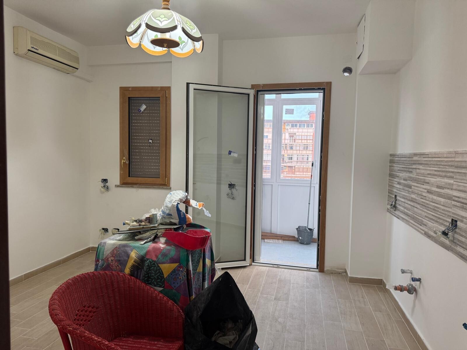 e991e432-6230-43bd-8f0f-ea623f87a792