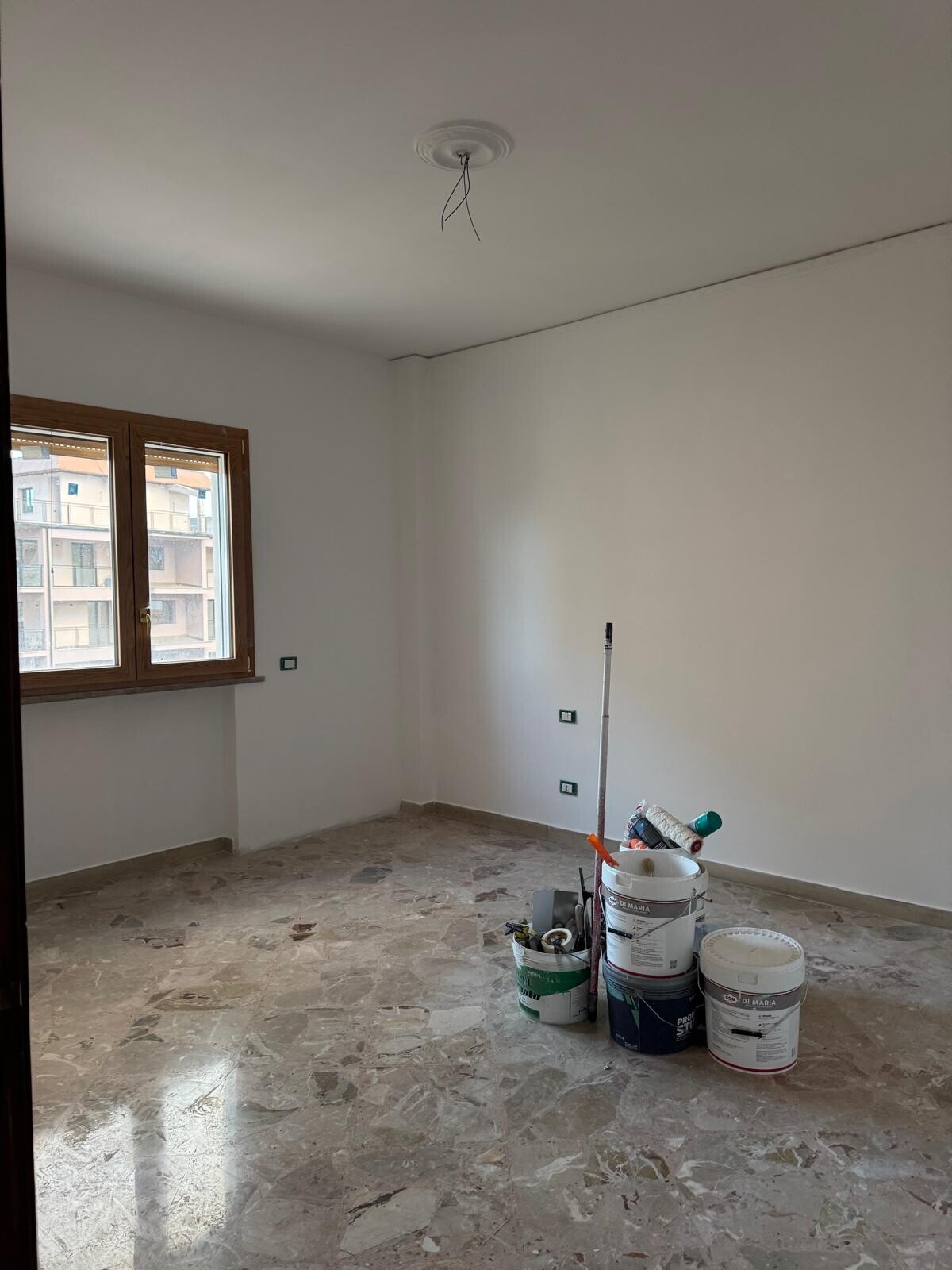 c16903db-3b21-44b2-930e-55d1b23c809f