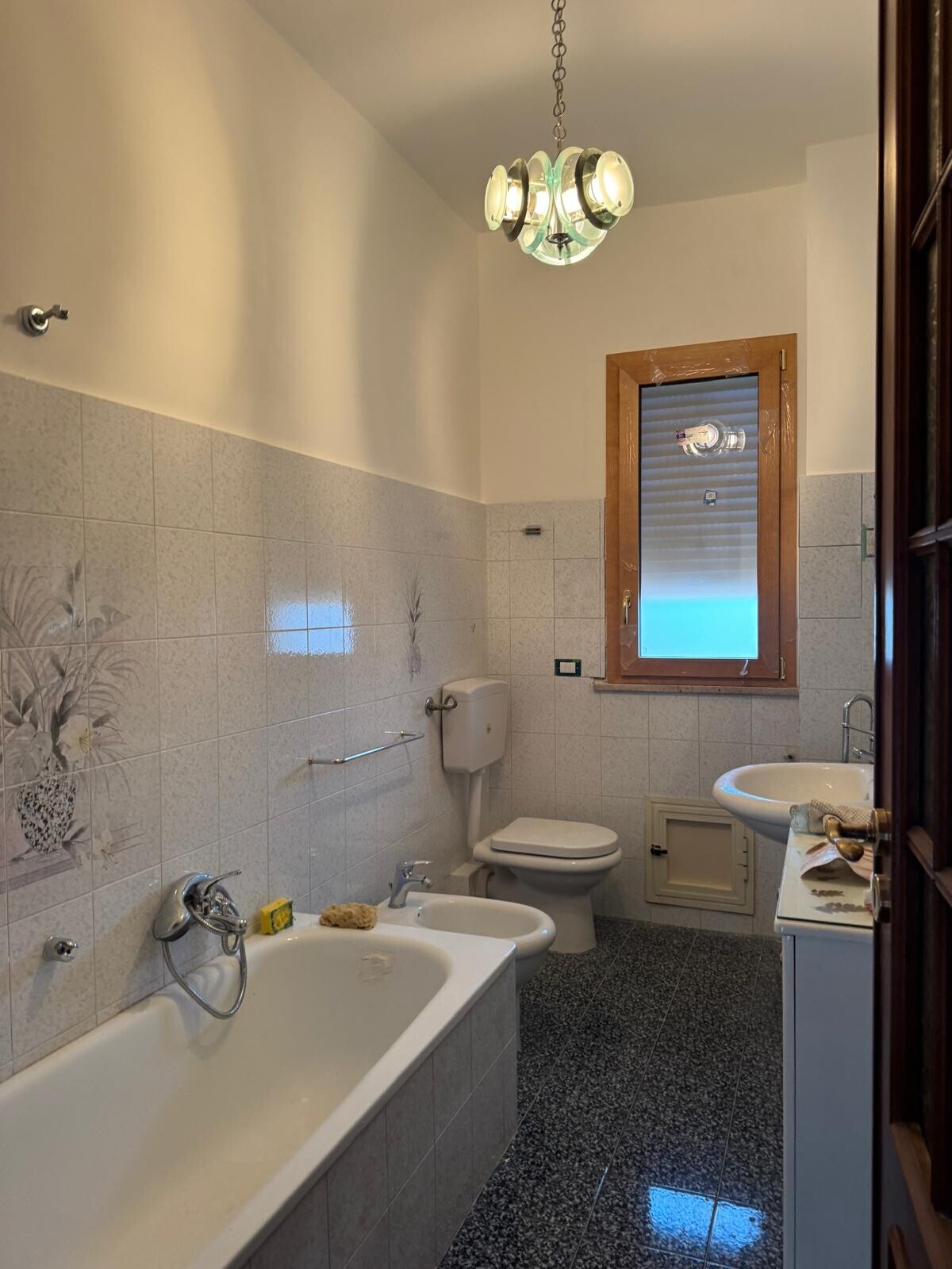 eb4869d2-1175-4363-af0c-8972bdc31e2b