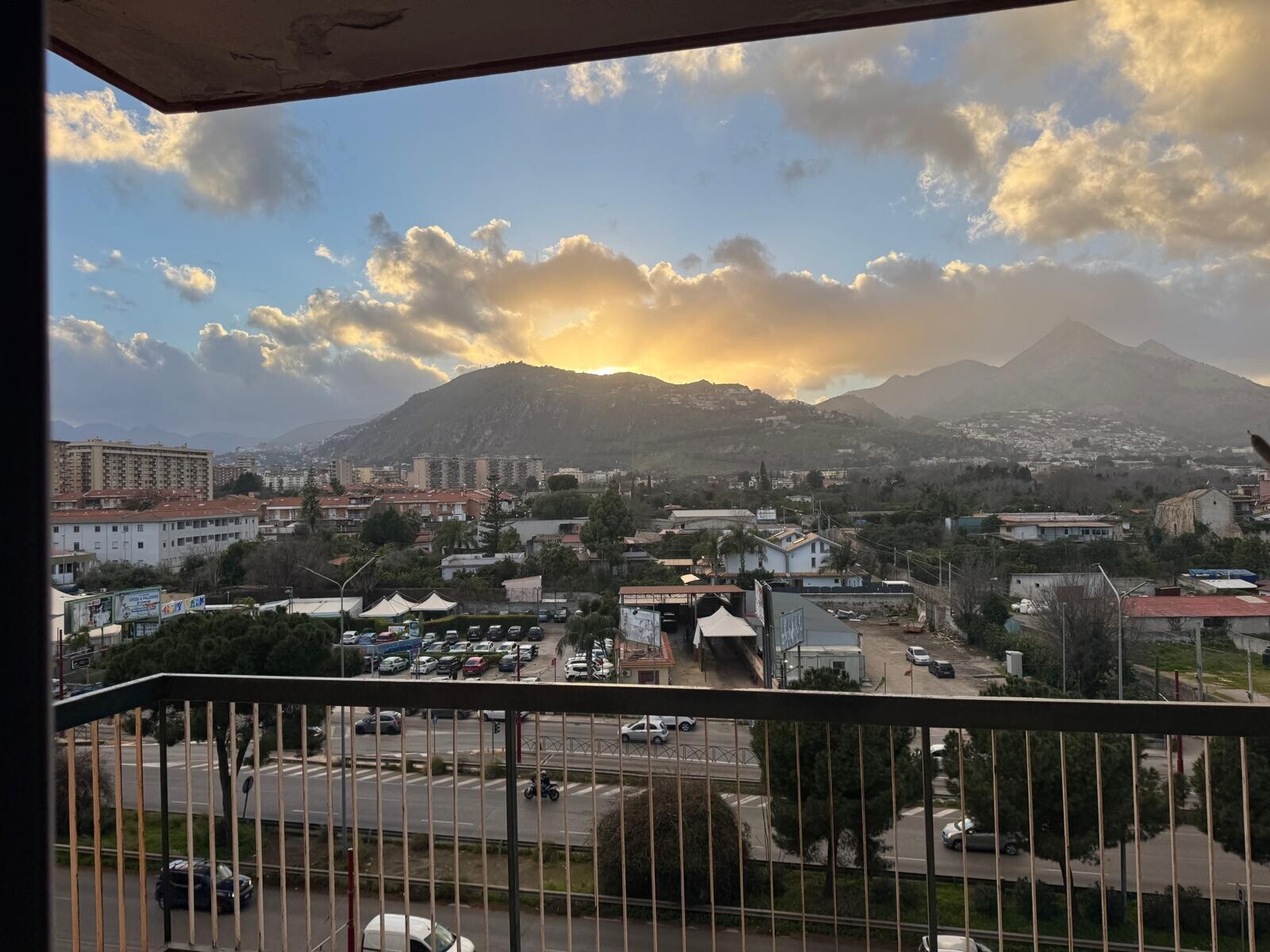 95b5475b-c7df-486b-b6c3-bc6c2da9f000