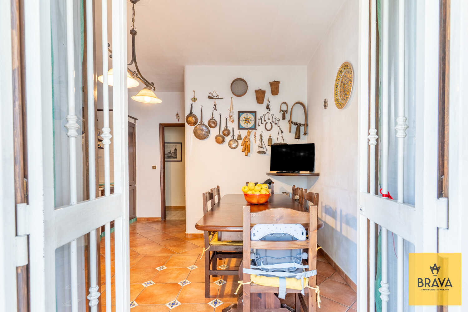 A.L.C. Via Re Enzo 6-4