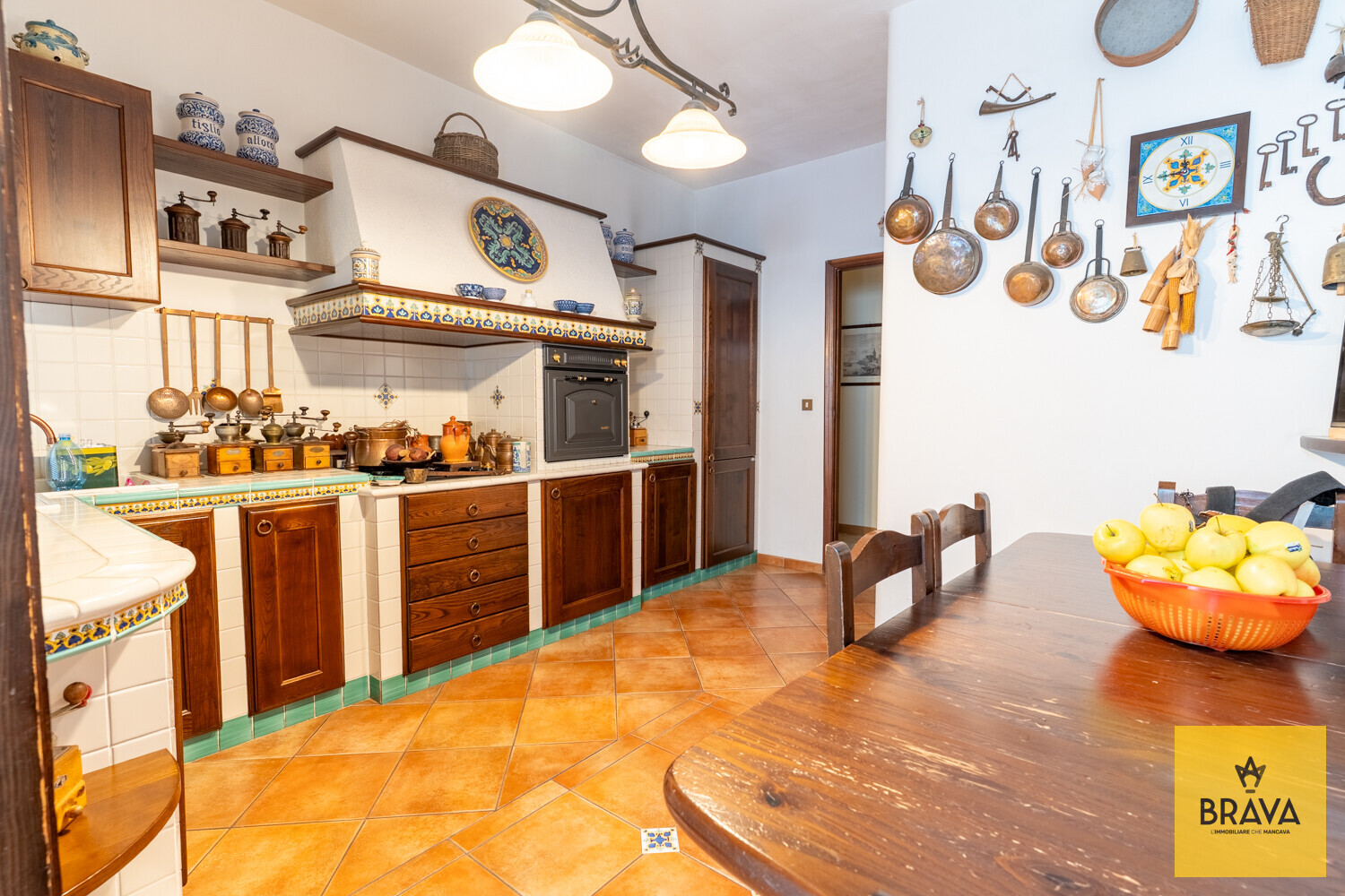 A.L.C. Via Re Enzo 6-5