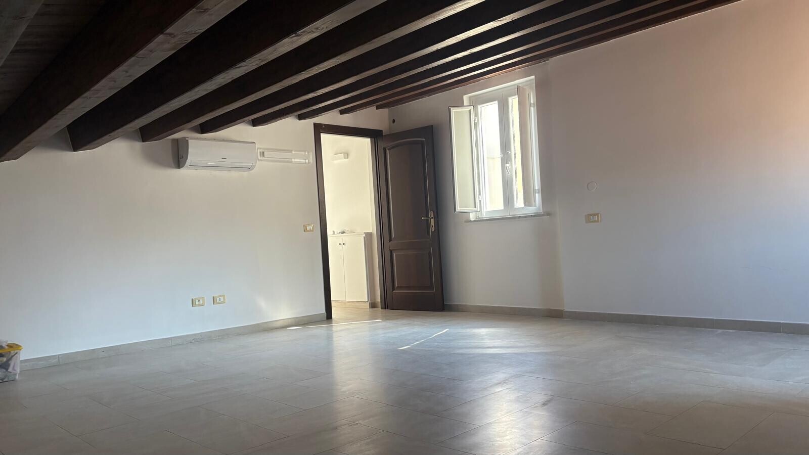 f86b3e8d-a970-472c-a31b-4cf685073753