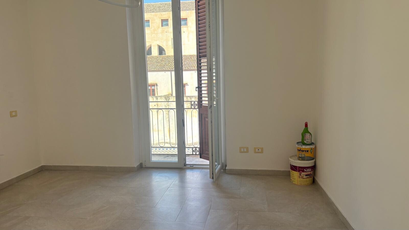 24d4dc45-029f-430d-9ca7-0c2d652f3fa5