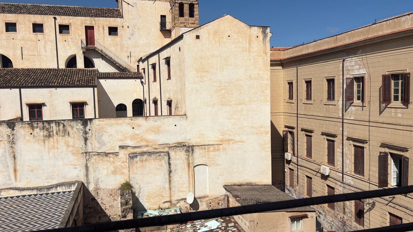 9a1cafaf-5d22-4cac-a093-fdbd2f72e2e2