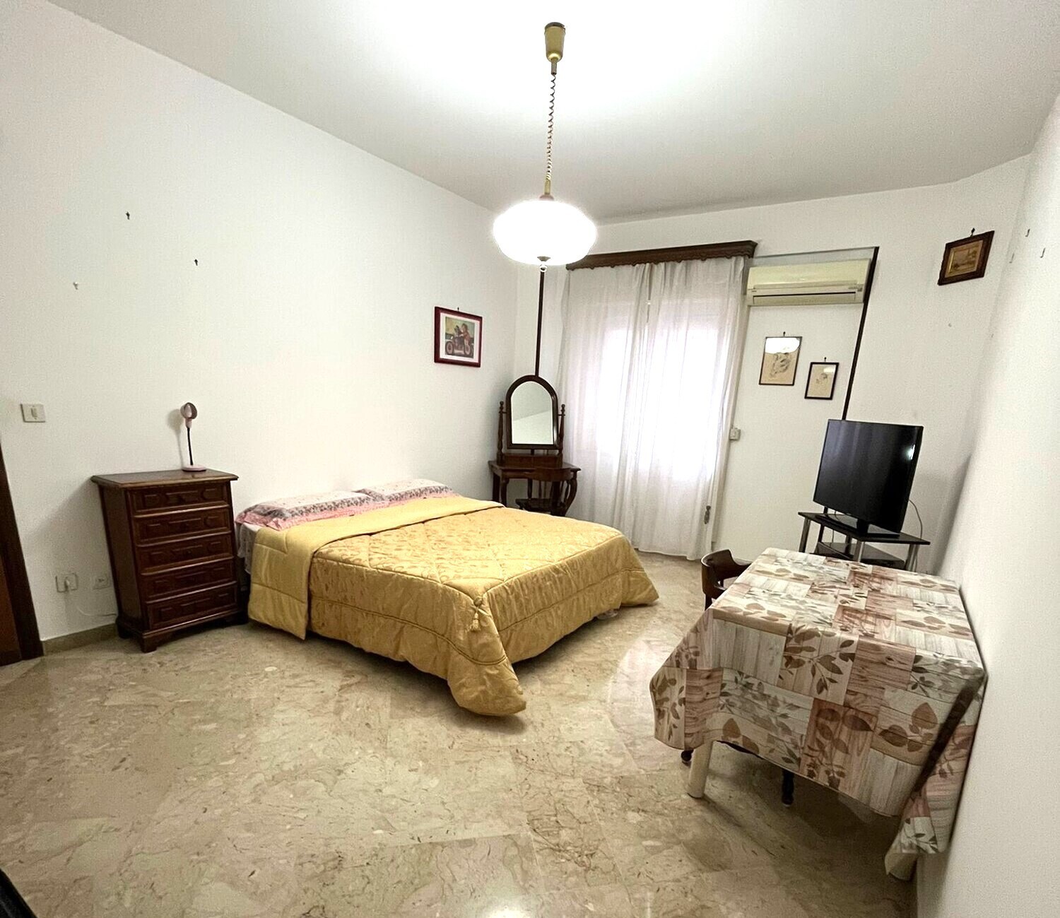 ab2ba600-0b33-46ee-8386-cbb00b295d87