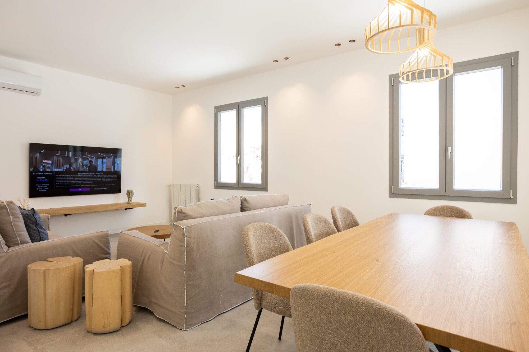 e1367cf4-bd86-4c2d-b9a4-6d285ed54a64