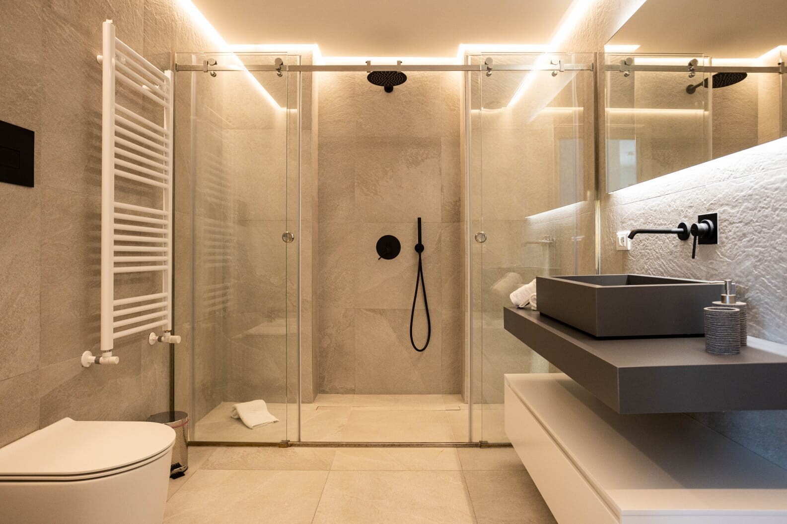 5c3fded1-0a10-4c1c-a940-26627a21c826