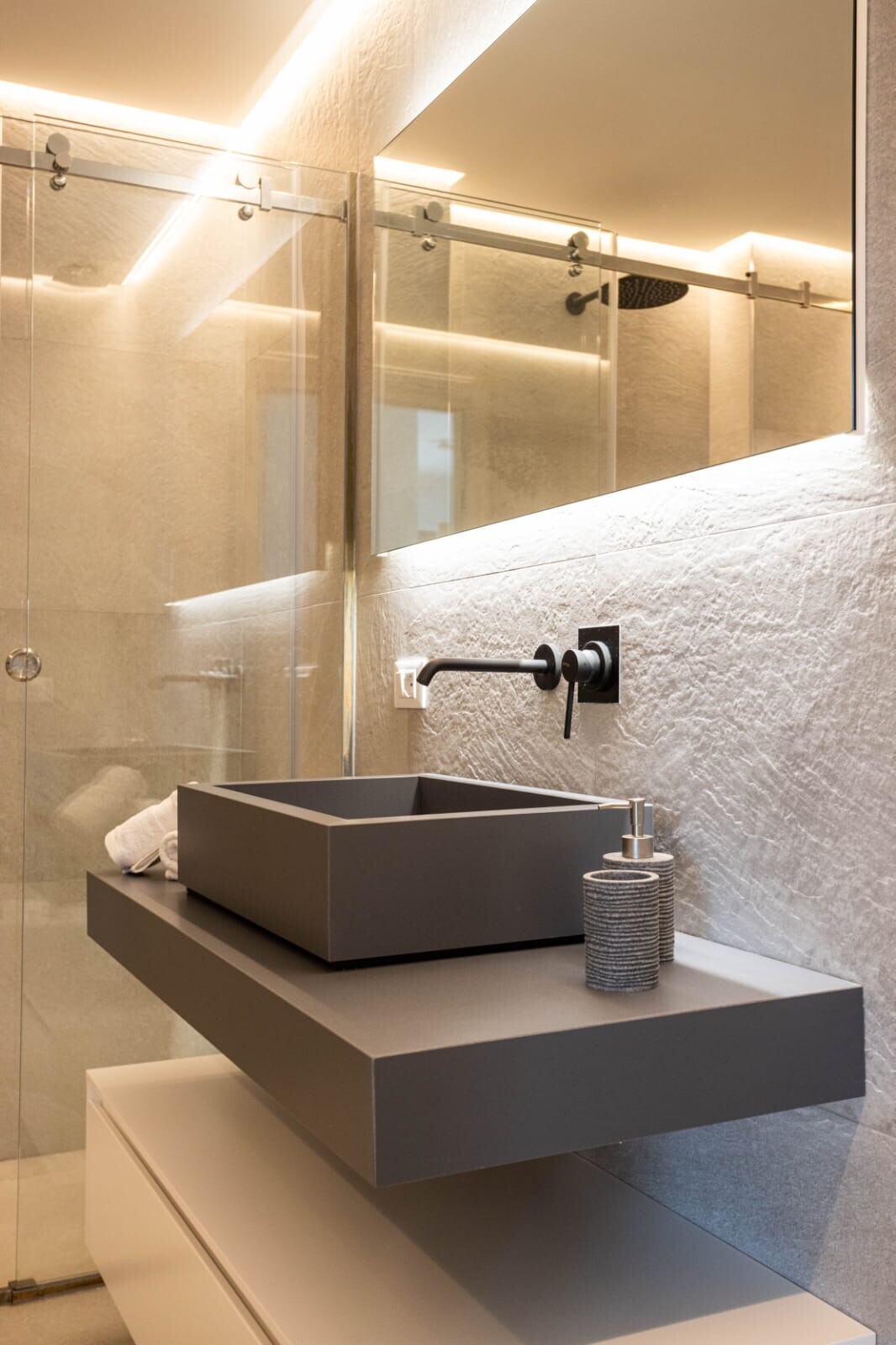 53495284-5562-4f35-807c-6cab35f79eed (1)