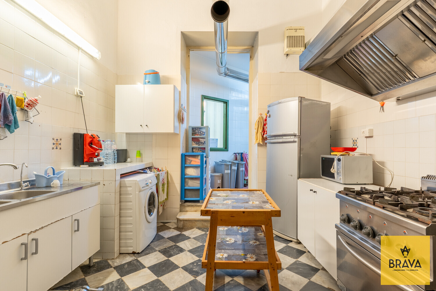 A.L.C. Via San Lorenzo n.197-33