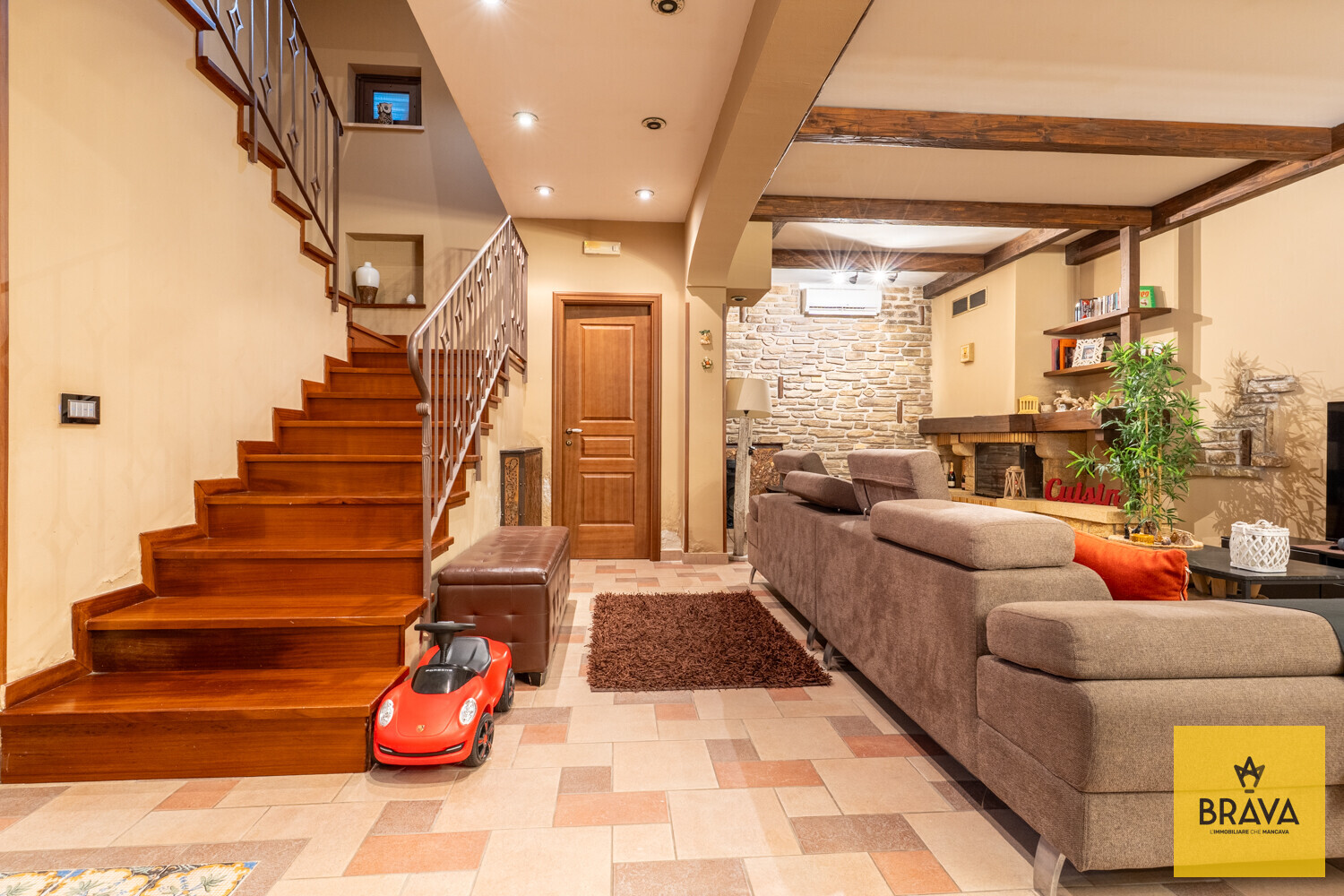 A.L.C. Via Aspasia 7-56