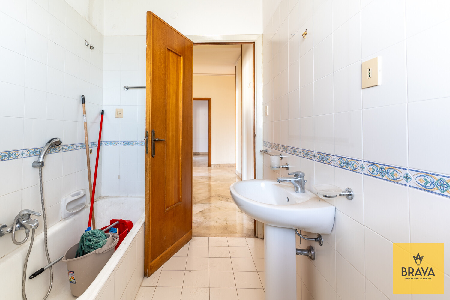 A.L.C. Via Giovan Battista Lulli n.42-41