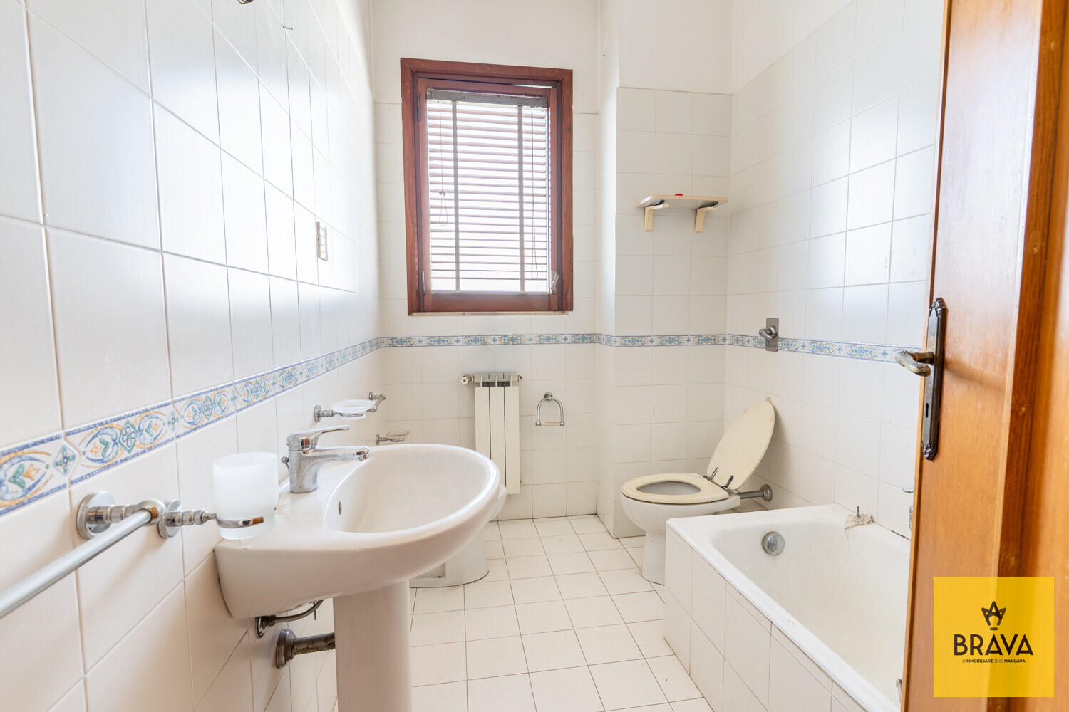 A.L.C. Via Giovan Battista Lulli n.42-40