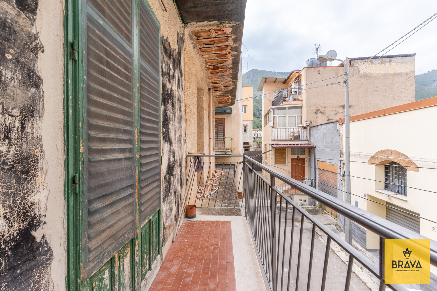 A.L.C. Via Santa Maria di Gesù 218 -25