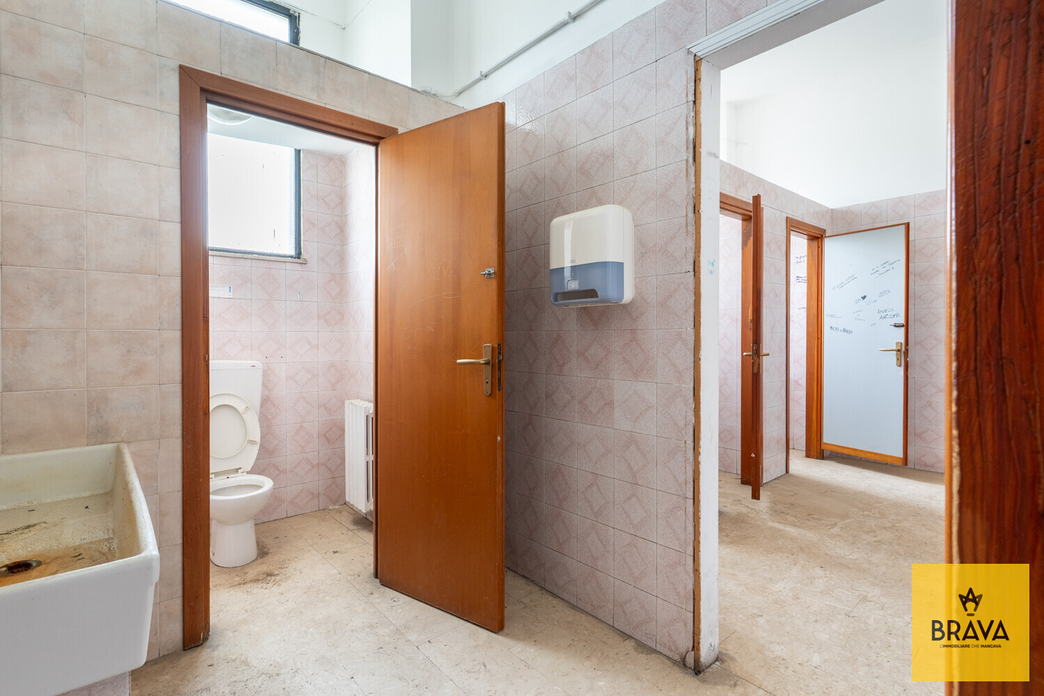 A.L.C. Via Salvatore Bono n.31 -23