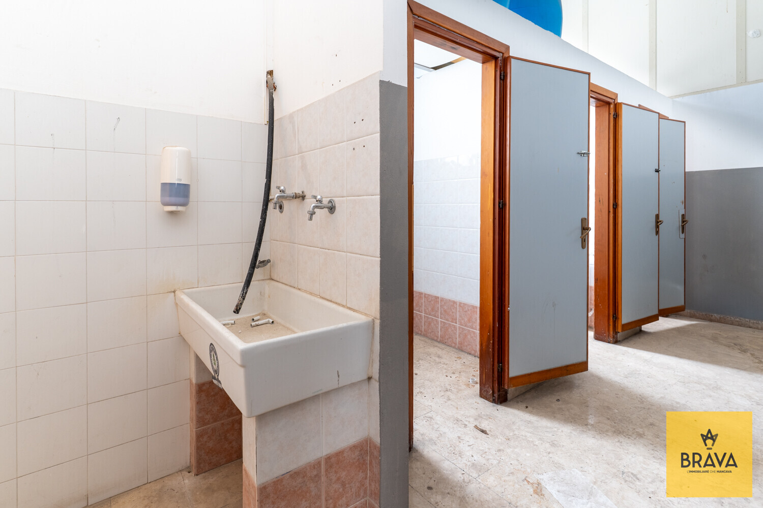 A.L.C. Via Salvatore Bono n.31 -53