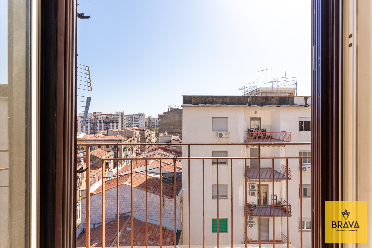 A.L.C. Via Carlo Alberto Garufi n.8-31