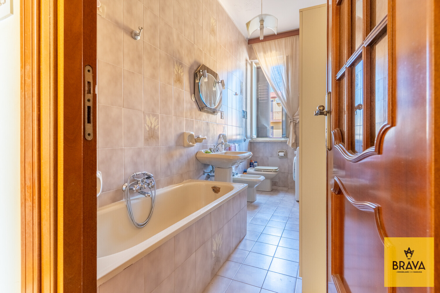 A.L.C. Via Carlo Alberto Garufi n.8-34